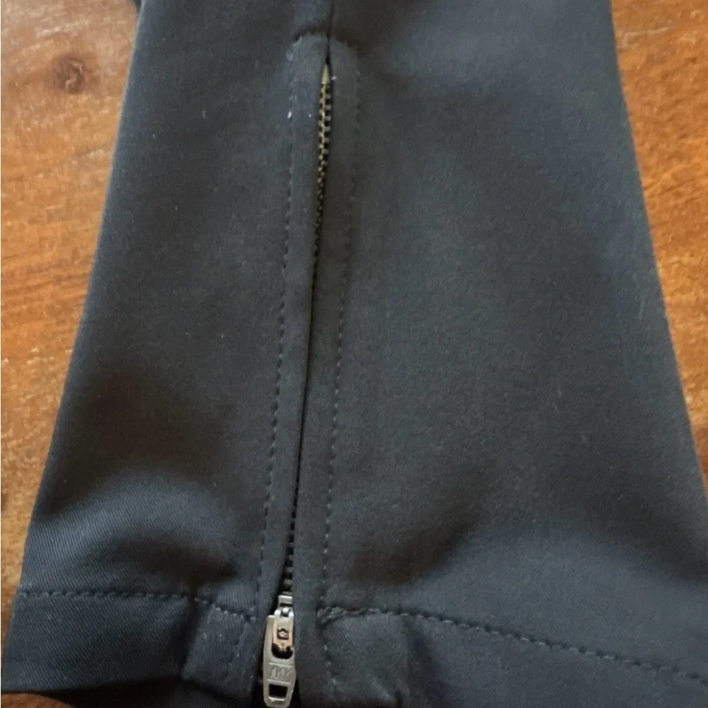 Theory Black Button-Detail ankle stretch size 4